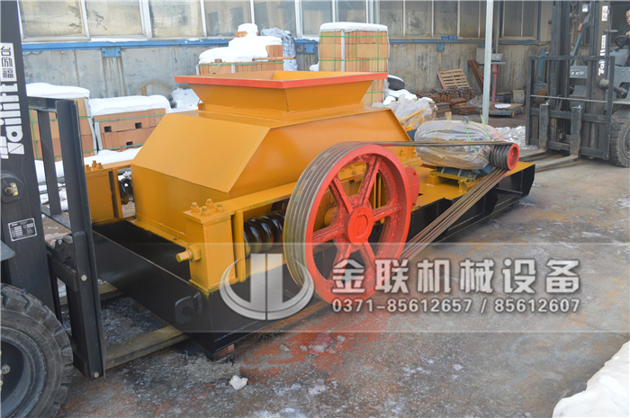 破碎陶瓷用狼牙破碎機怎么樣，購買一臺需要多少錢？