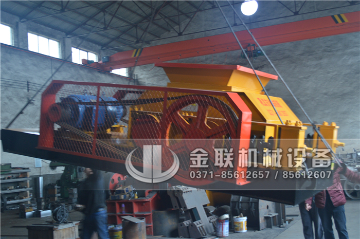 大型焦炭破碎機(jī)多少錢(qián)一臺(tái)，哪個(gè)廠(chǎng)家品質(zhì)好？